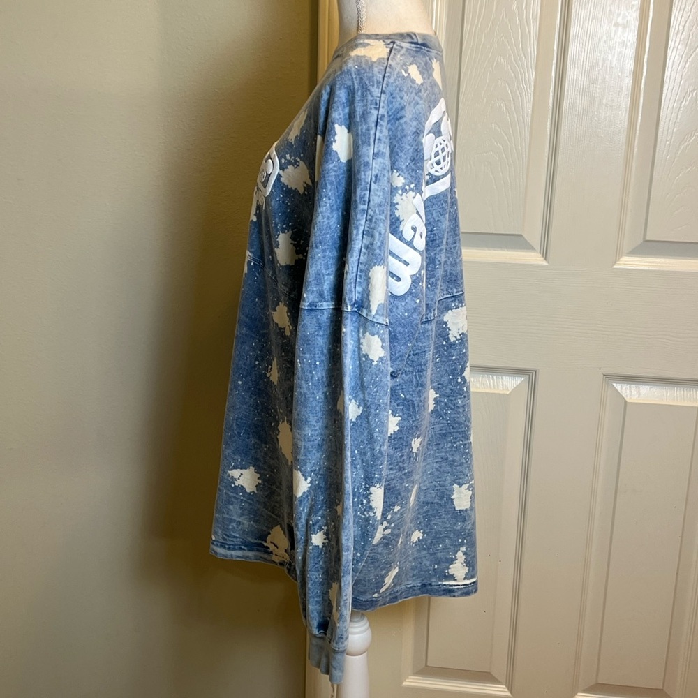 Walt Disney World Denim Look/Bleach Splatter Spirit Jersey - Picture 6 of 12